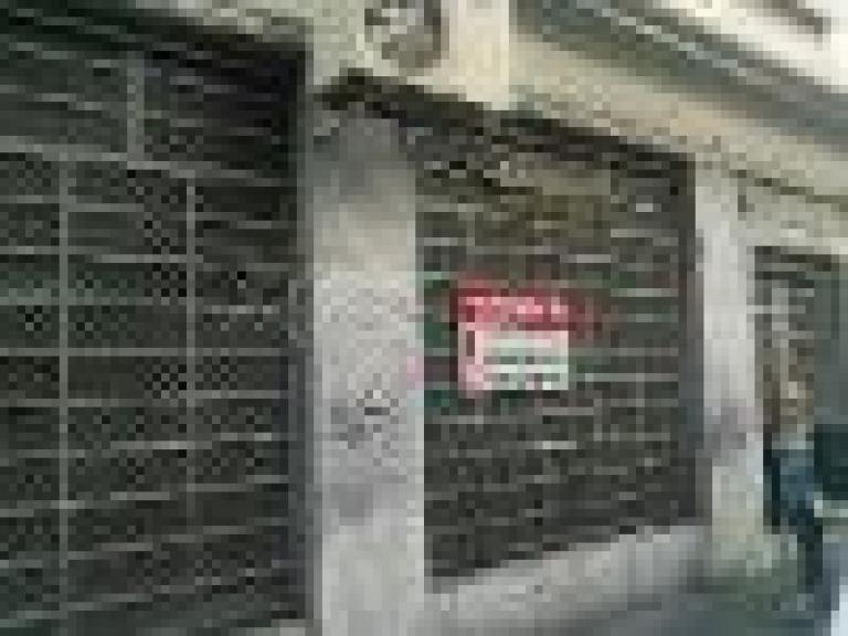 local comercial,salida 2 calles,zona cèntrica, excelente