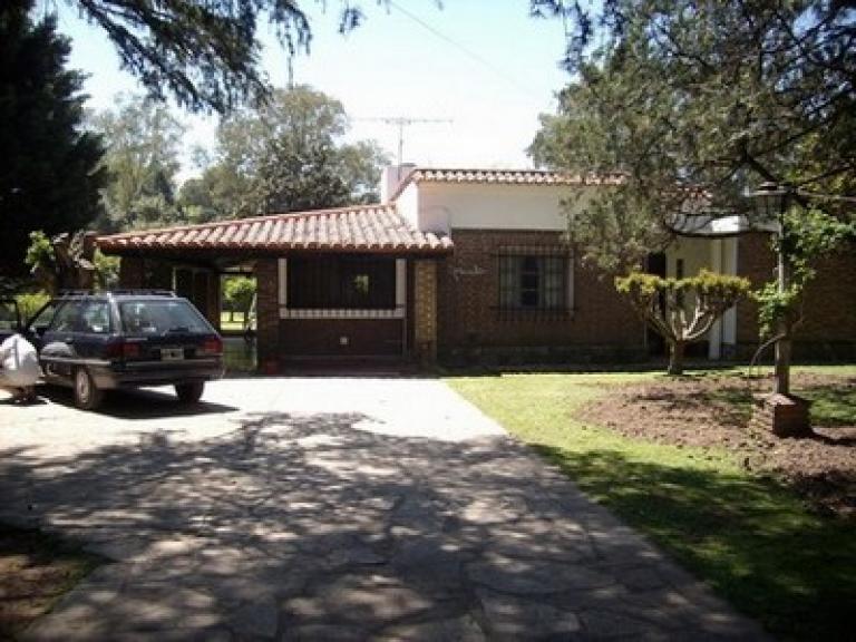 VENTA-PARQUE LELOIR- Chalet de la época  de 5 amb., 4200 lot