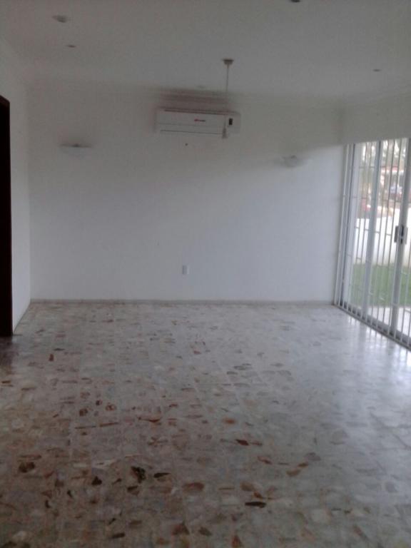 Preciosa residencia muy bien ubicada cerca de colegios
