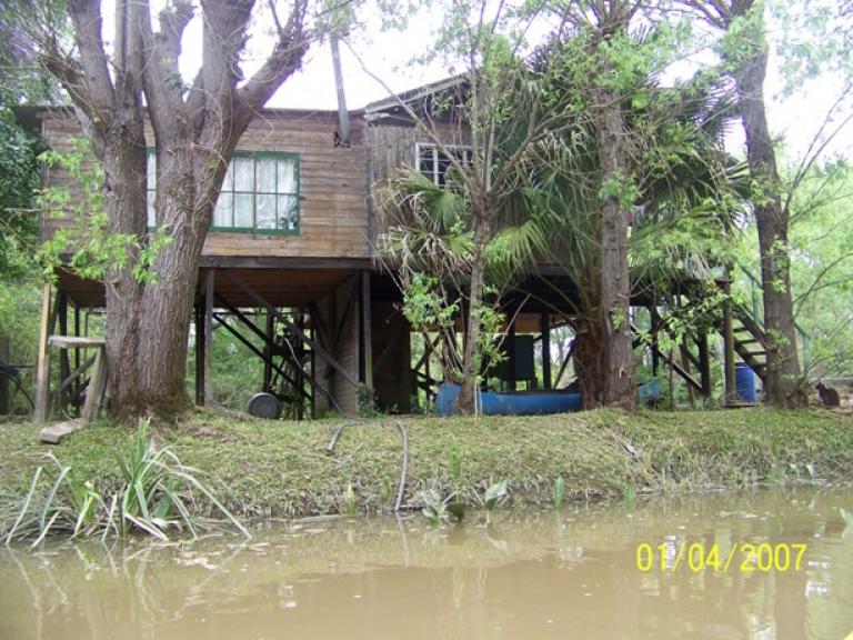 TIGRE: DELTA 1º SECCIÓN ARROYO ESPERITA CASA TÍPICA ISLEÑA,