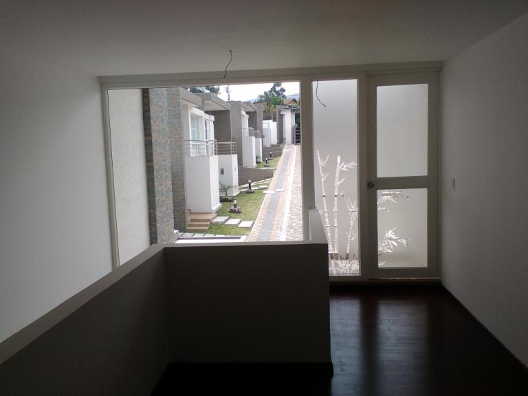 HERMOSAS CASAS PUENTE 8