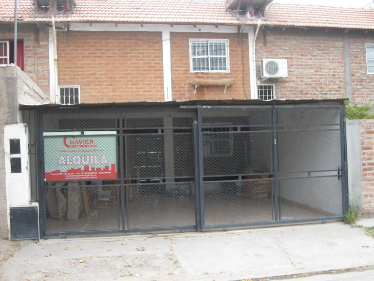 ALQUILO CASA NEUQUEN