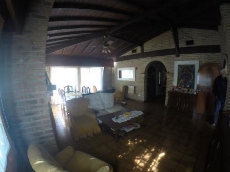TIGRE: HERMOSA CASA CON QUINCHO Y PILETA UBICADA EN EXCELENT