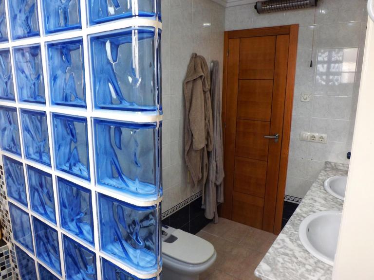 LandAhomes, Venta de Departamento en    Torrevieja Foto7 