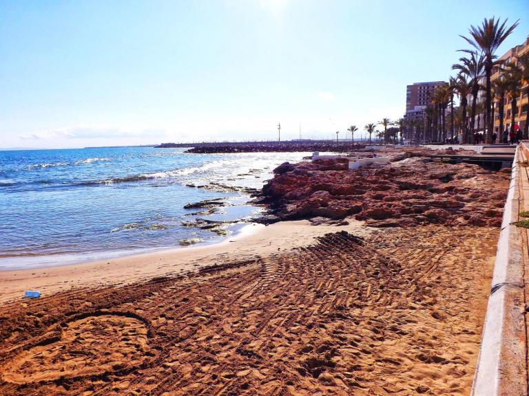 LandAhomes, Venta de Departamento en    Torrevieja Foto11 