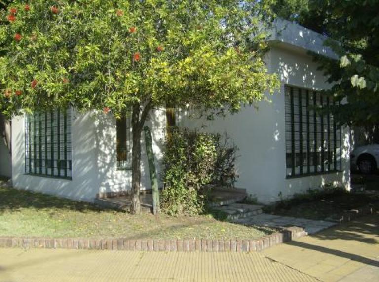 PROPIEDAD EN CASTELAR CODIGO AN 03