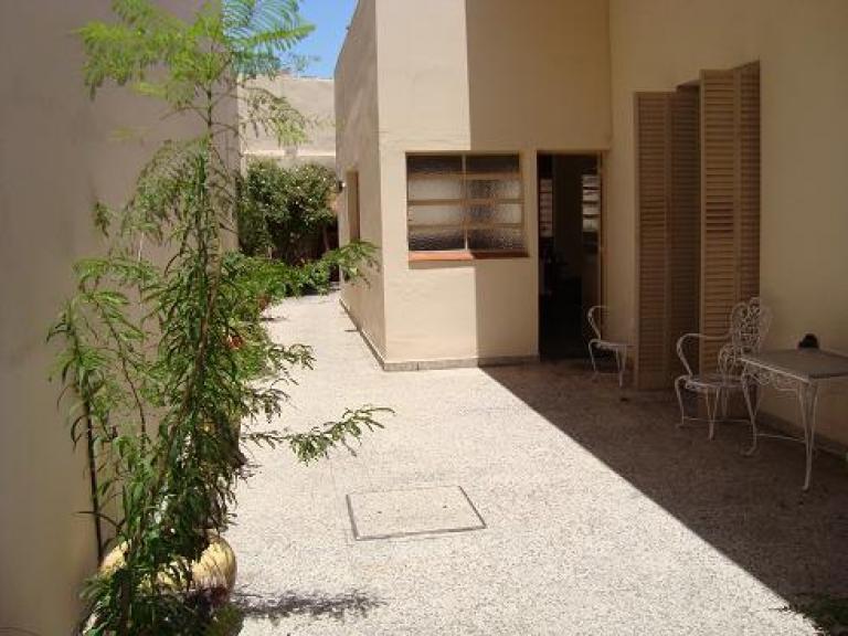 FLORESTA VENTA CASA C/ LOCAL S/LOTE PROPIO DE 8,66 X 25