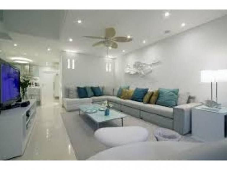 Lindando centro- anticipo y ctas $ 15.300-