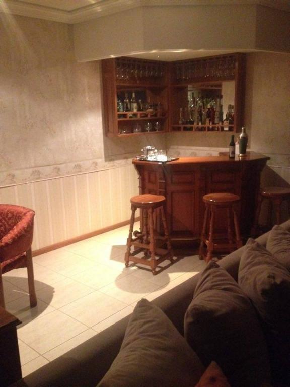 MAGNIFICA RESIDENCIA EN VILLA BALLESTER !