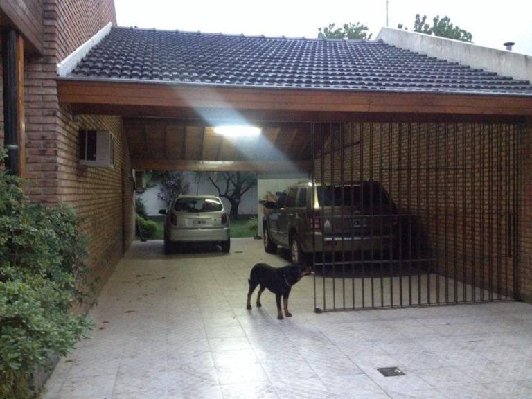 MAGNIFICA RESIDENCIA EN VILLA BALLESTER !