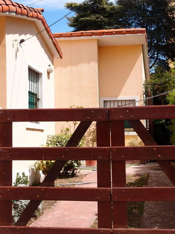 FACCONE, Alquiler Temporal de Chalet en    San Bernardo Foto2 
