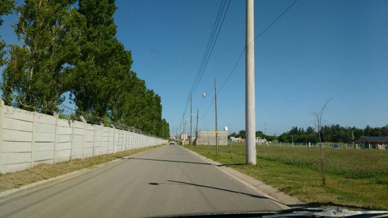 LOTE EN ESCOBAR
