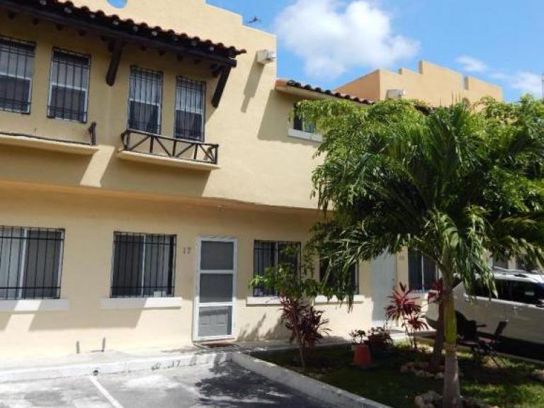CASA EN RENTA REAL IBIZA PLAYA DEL CARMEN
