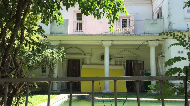 IMPONENTE PROPIEDAD EN MARTINEZ