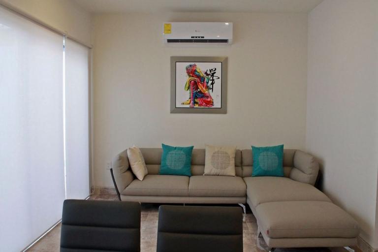 DISPONIBLE PARA LA RENTA CASA EN EL CANTIL