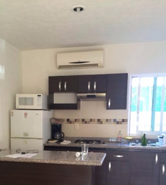 DISPONIBLE PARA LA RENTA CASA EN EL CANTIL