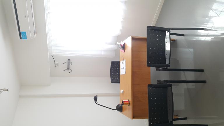 Oficinas y consultorios moron centro a estrenar !!