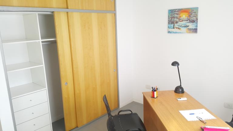 Oficinas y consultorios moron centro a estrenar !!