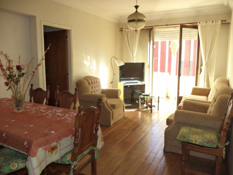 DPTO 3 AMB CON BALCON ZONA CENTRO