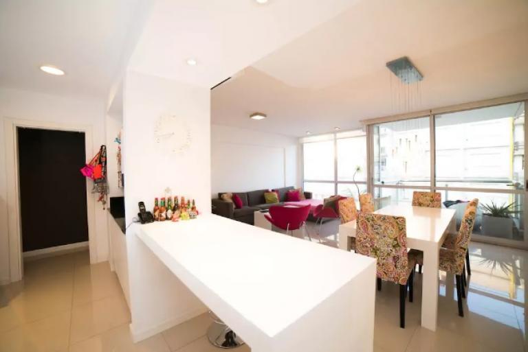 EXCLUSIVO SEMIPISO 3 AMB CON C/ COCHERA Y VISTA AL MAR