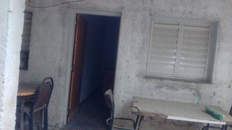 Vendo Propiedad sobre Avenida a refaccionar