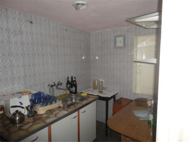 LOCAL CON DOS VIVIENDAS EN BLOCK - MAZA Y RIVADAVIA- LOTE PR