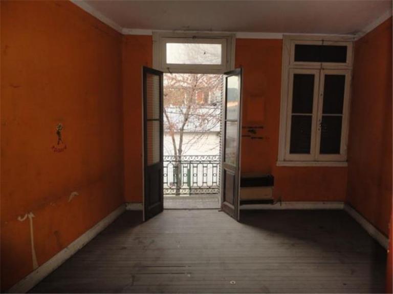 LOCAL CON DOS VIVIENDAS EN BLOCK - MAZA Y RIVADAVIA- LOTE PR