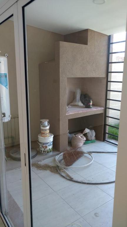 Venta Duplex Bo Mirador Lujan - de categoria, a estrenar
