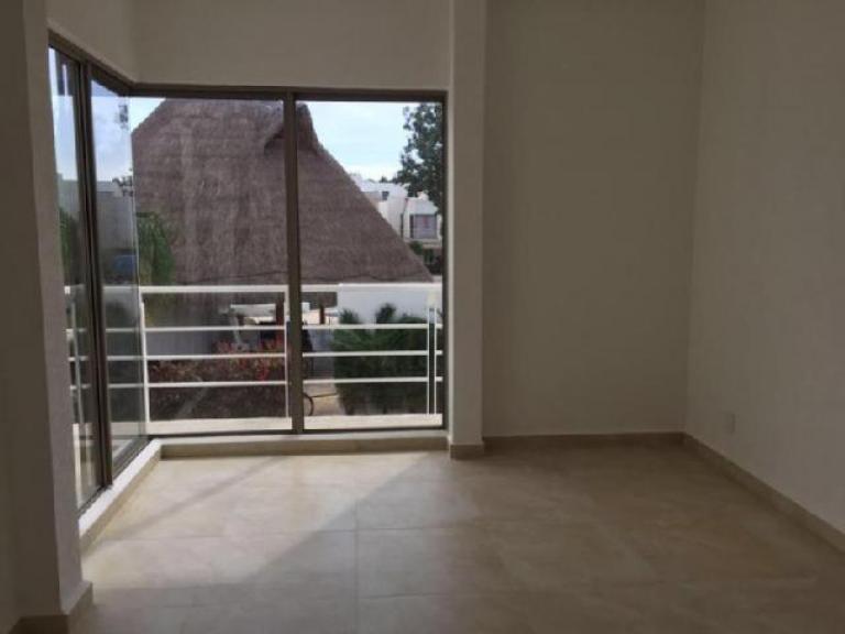 CASA EN RENTA SEMI-AMUEBLADA BALI-PLAYA DEL CARMEN