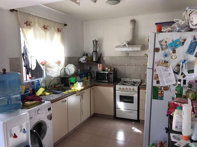 Casa tipo duplex céntrico APTO CRÉDITO- Luján