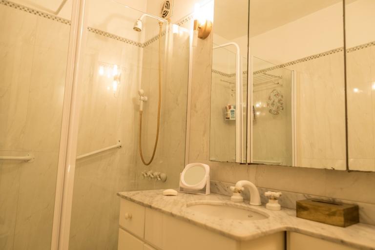 VENTA AYACUCHO 1800 RECOLETA SEMIPISO 4 AMB C/ DEP y BALCON-