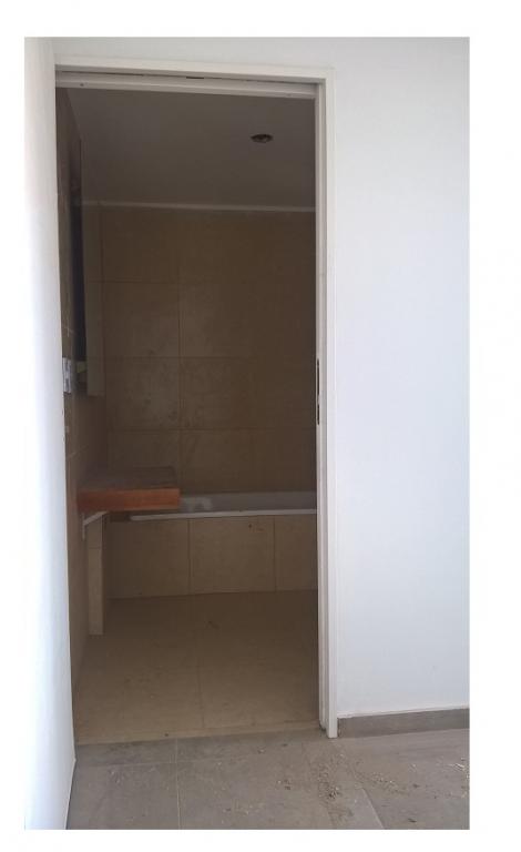 * * * V E N D I D O * * *Excepcional 2 Ambientes c/2 Baños