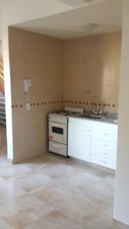EXCELENTES DEPARTAMENTOS A ESTRENAR!!! CASEROS NORTE!!