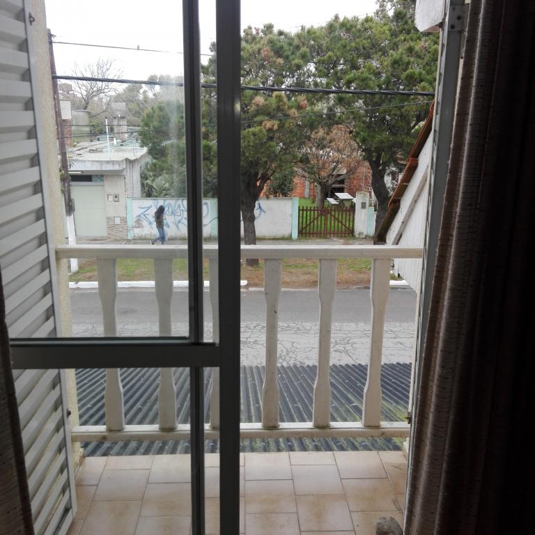 DUPLEX en 1º Piso. Con Cochera!