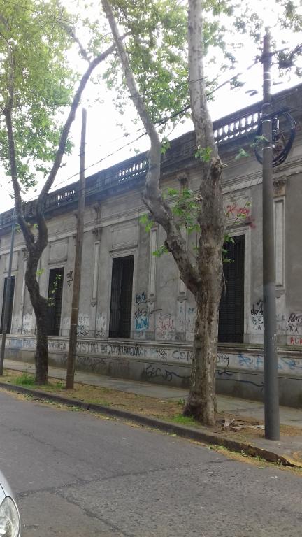 LOTE A DEMOLER