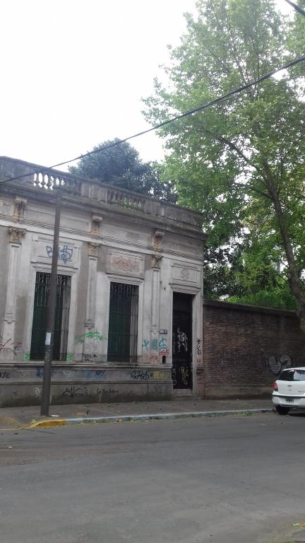 LOTE A DEMOLER