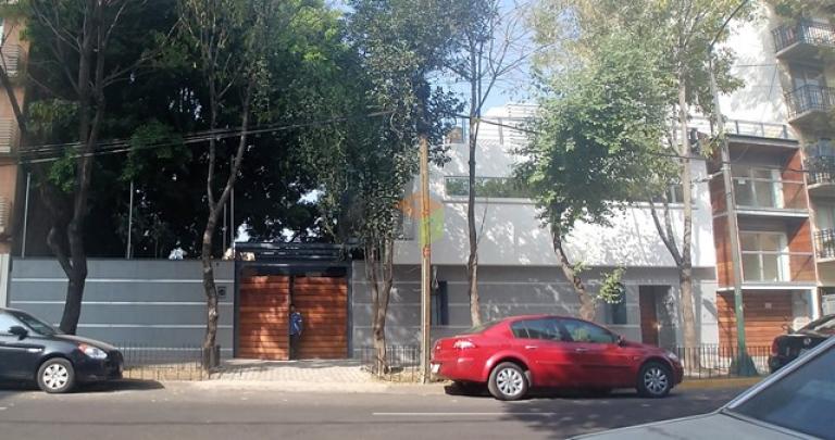 Narvarte casa sola nueva, equipada, jardin, 355m2