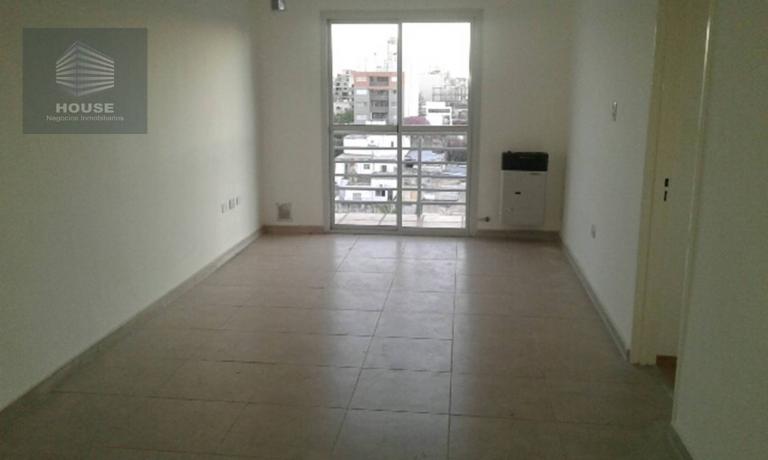 Bº ALTA CORDOBA FRENTE C/ BALCON GAS NATURAL -EXPENSAS BAJAS