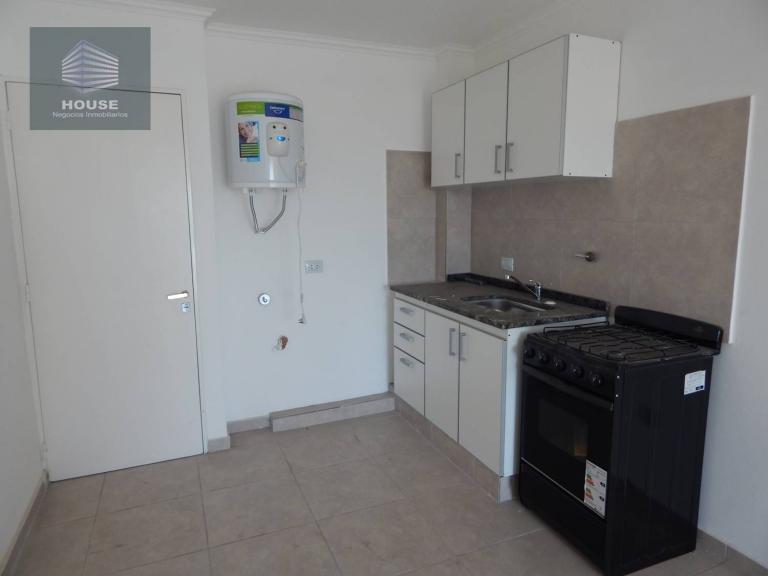 Bº ALTA CORDOBA FRENTE C/ BALCON GAS NATURAL -EXPENSAS BAJAS