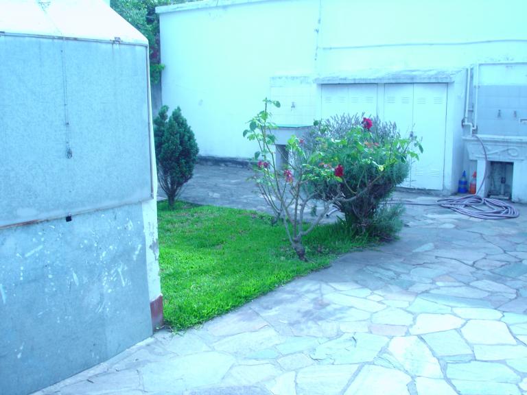 Casa 70 M2 + Depto 31 M2 sobre lote de 540 M2