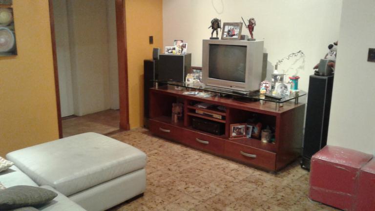 VENTA DE GALPÓN  VILLA LZURIAGA
