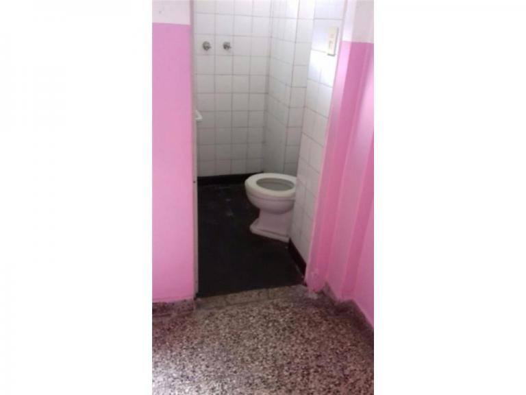 EXCEPCIONAL PROP S/RUTA 8- AMPLIO LOCAL Y OFICINAS/CONSULTOR