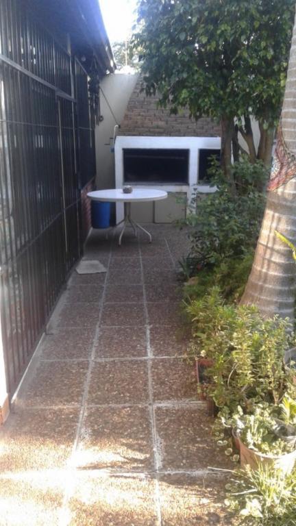 VENTA EXCELENTE CHALET 5 AMBIENTES