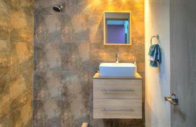 Ven y adquiere una casa a precio accesible.