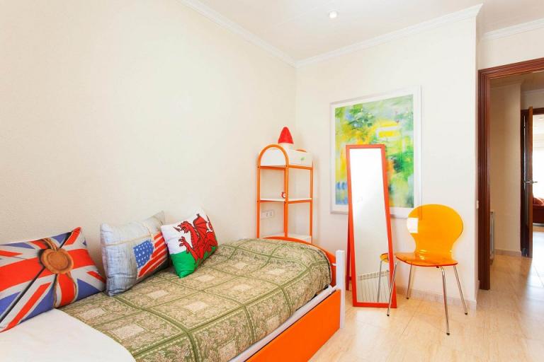 Bien ubicado Piso con 2 habitaciones