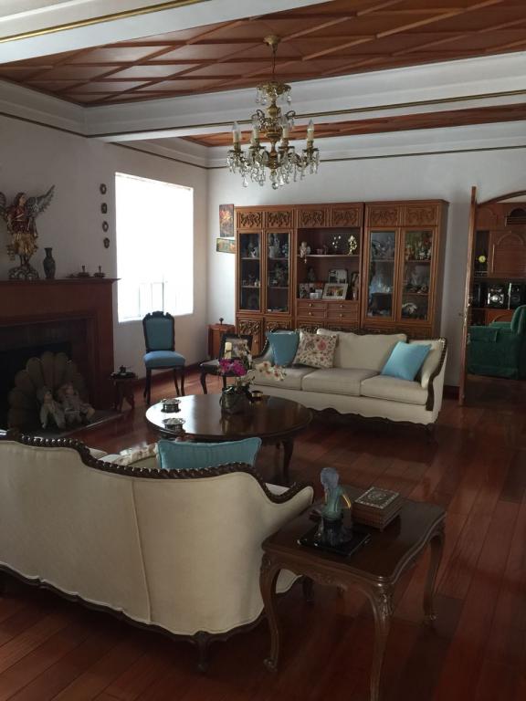 LINDA VISTA CASA EN VENTA 2 NIVELES.