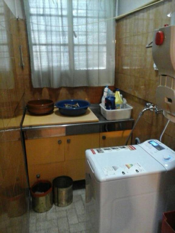 CASA EN VENTA DE 2 DORM EN BARRIO SAN VICENTE (Código: 272)