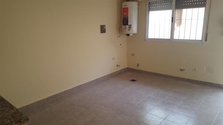 DEPARTAMENTO 2 AMB C/PATIO VILLA BOSCH sin expensas