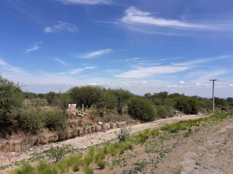 Terreno en San Luis, 1/2 ha, luz y agua, vista a sierras