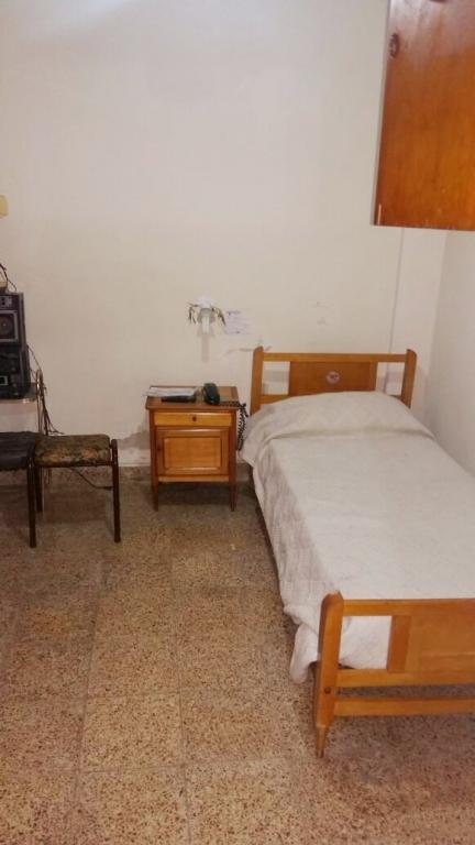 Casa antigua lote propio 8,66 x19 para reciclar